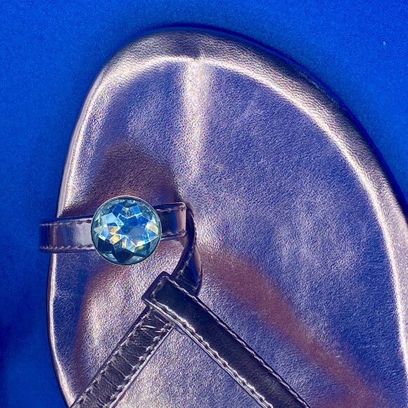 Yellow Box Pink Metallic Heeled Flip Flops Gem decor Toe Strap Size 9.5 - Picture 7 of 9